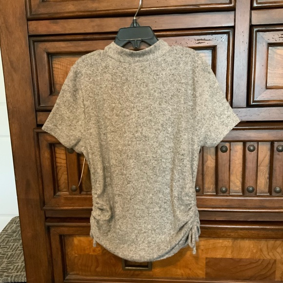 Girls Tucker+Tate Mock Neck Ruched Sweater 10/12 - Picture 2 of 2